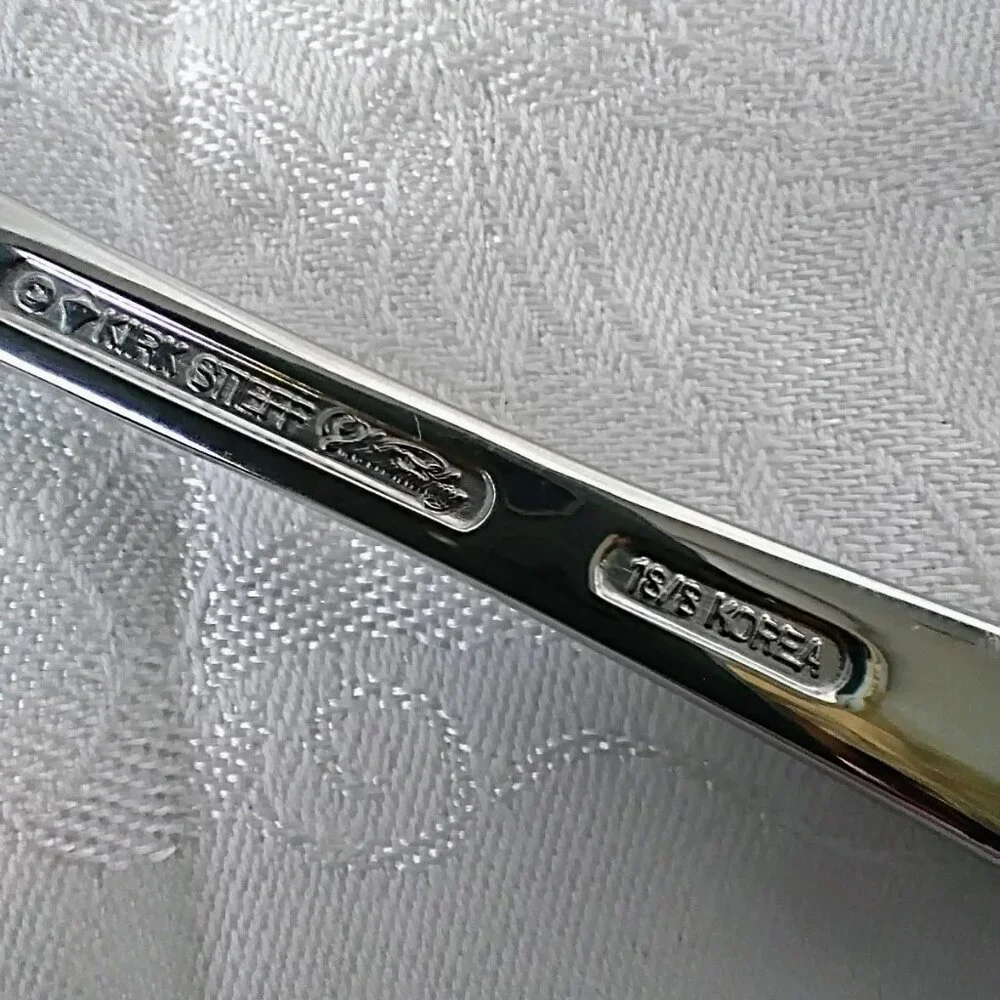 Kirk Stieff Williamsburg Royal Shell Serving Spoon, Korea Stainless Steel 9